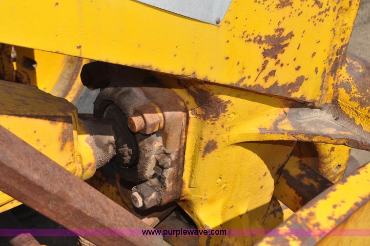 image for item C3500 1956 Caterpillar 12 motor grader
