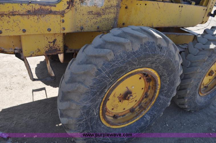 image for item C3500 1956 Caterpillar 12 motor grader