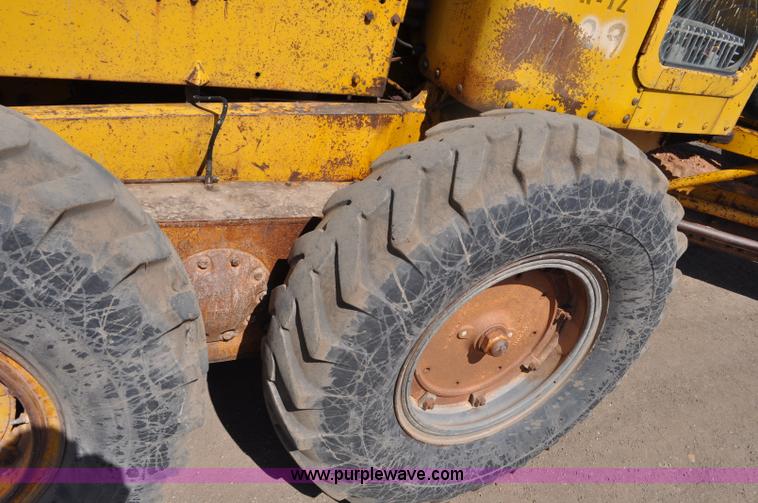 image for item C3500 1956 Caterpillar 12 motor grader