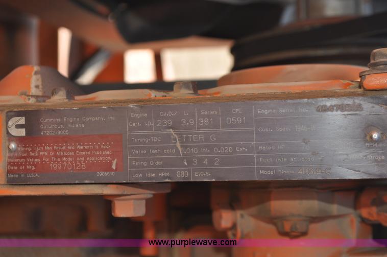 image for item G6001 1997 Broce Broom RC-300 broom