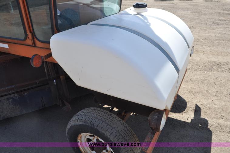 image for item G6001 1997 Broce Broom RC-300 broom