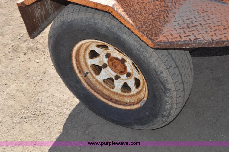 image for item G6001 1997 Broce Broom RC-300 broom