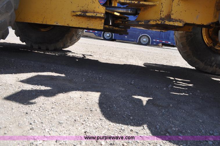 image for item G6003 1998 John Deere 544H wheel loader