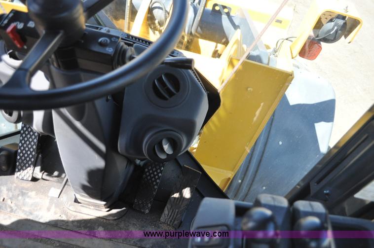 image for item G6005 2009 John Deere 544K wheel loader