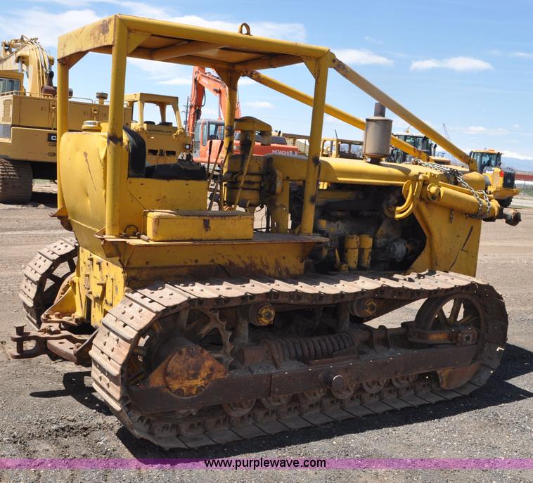 image for item G6008 1951 Caterpillar D6 dozer