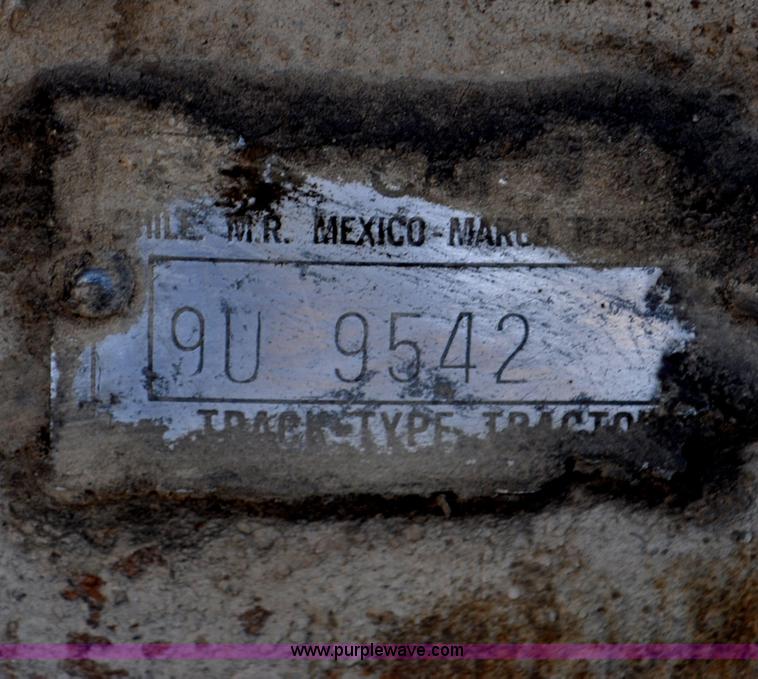 image for item G6008 1951 Caterpillar D6 dozer