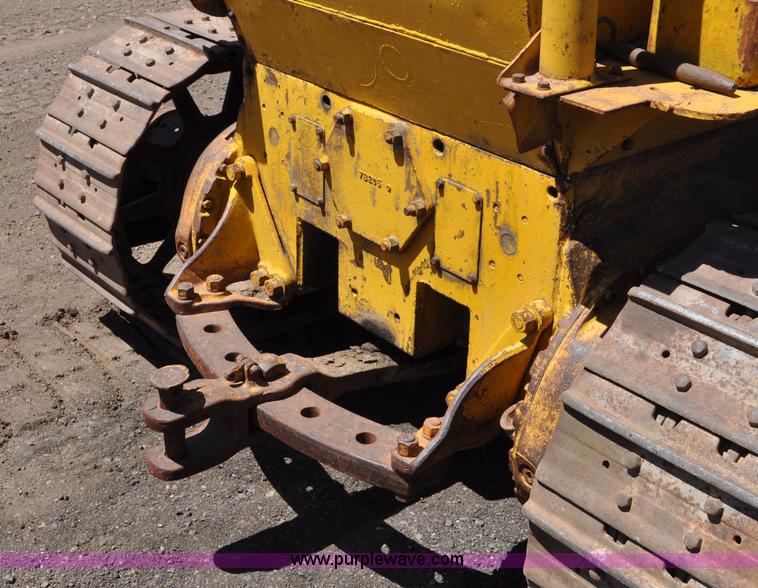 image for item G6008 1951 Caterpillar D6 dozer