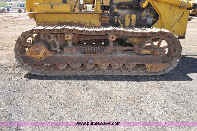 image for item G6008 1951 Caterpillar D6 dozer