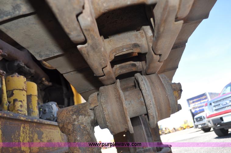 image for item G6008 1951 Caterpillar D6 dozer