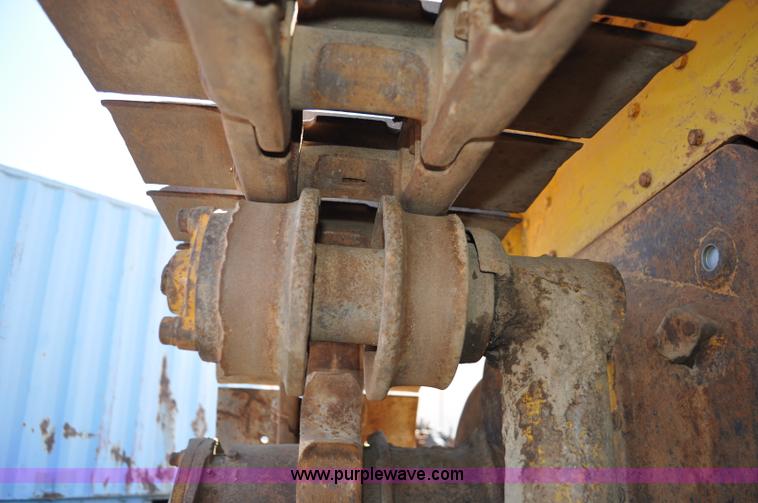 image for item G6008 1951 Caterpillar D6 dozer