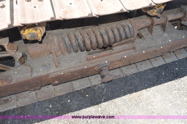 image for item G6008 1951 Caterpillar D6 dozer