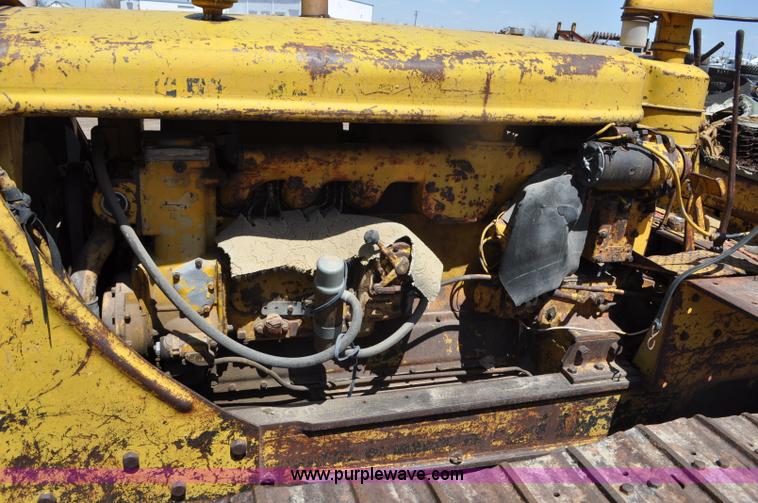 image for item G6009 1951 Caterpillar D6 dozer