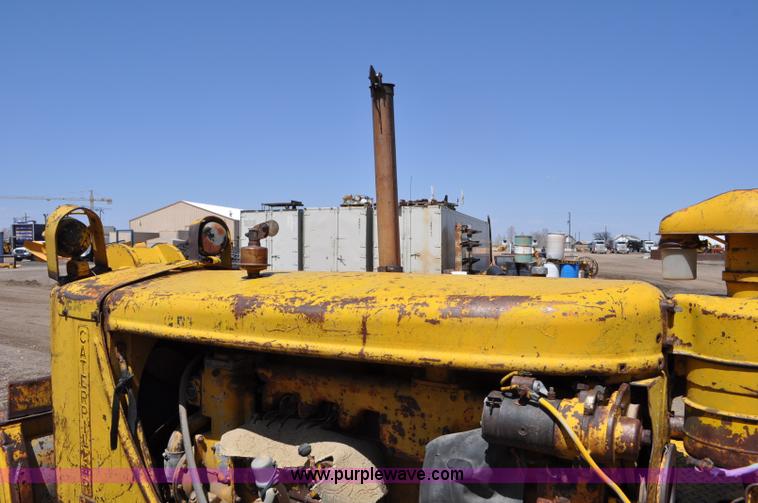 image for item G6009 1951 Caterpillar D6 dozer