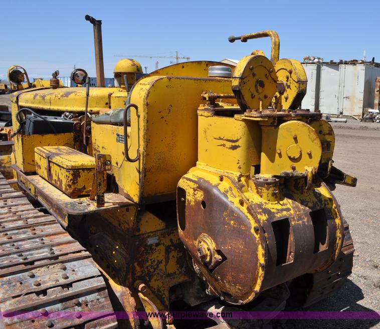 image for item G6009 1951 Caterpillar D6 dozer