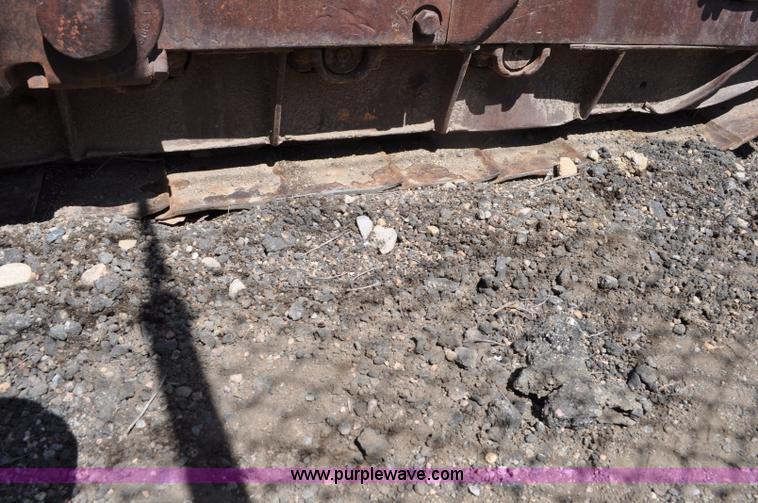 image for item G6009 1951 Caterpillar D6 dozer