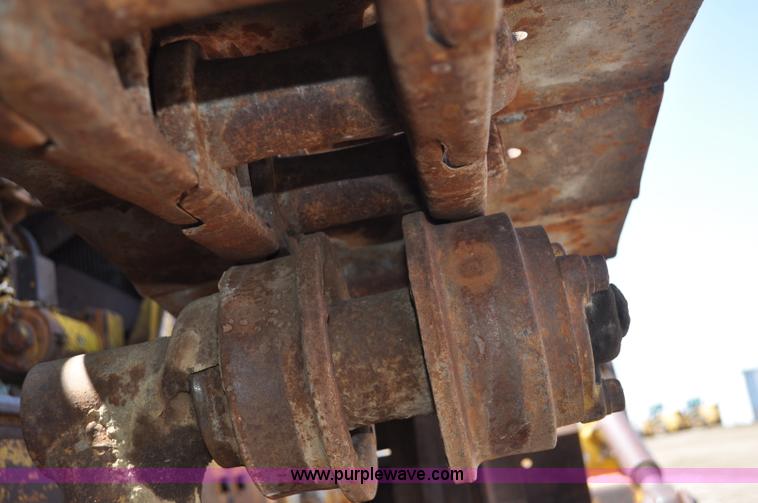 image for item G6009 1951 Caterpillar D6 dozer