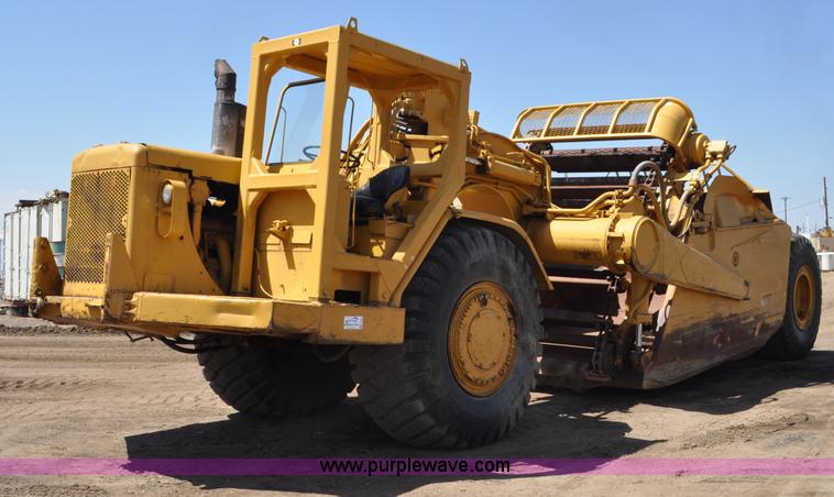 image for item G6010 1971 Caterpillar 633C elevating scraper