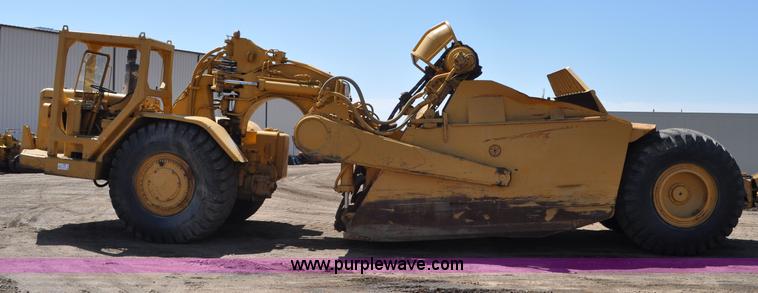 image for item G6010 1971 Caterpillar 633C elevating scraper