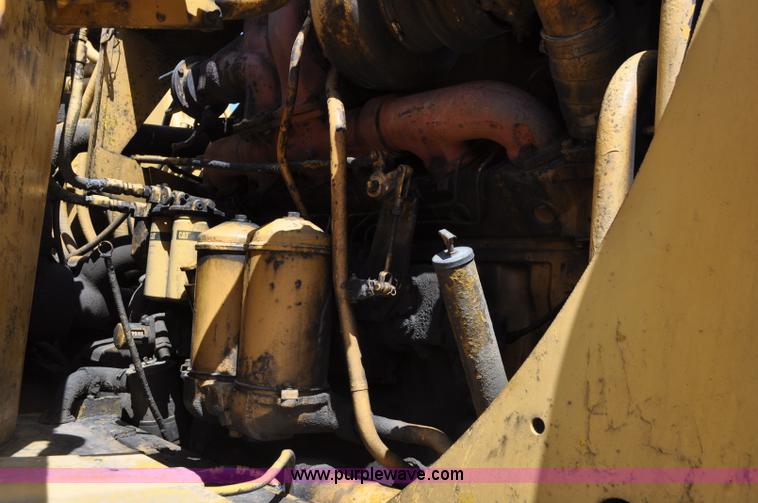 image for item G6010 1971 Caterpillar 633C elevating scraper