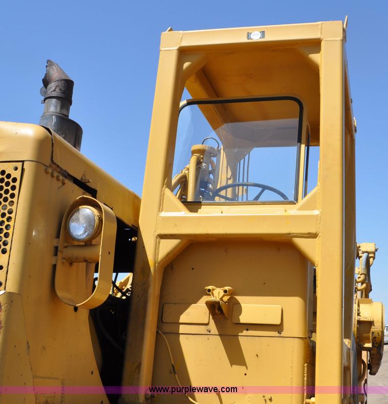image for item G6010 1971 Caterpillar 633C elevating scraper