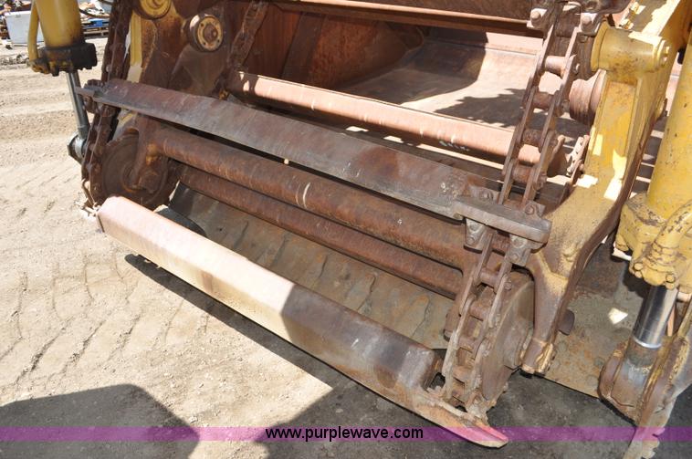 image for item G6010 1971 Caterpillar 633C elevating scraper