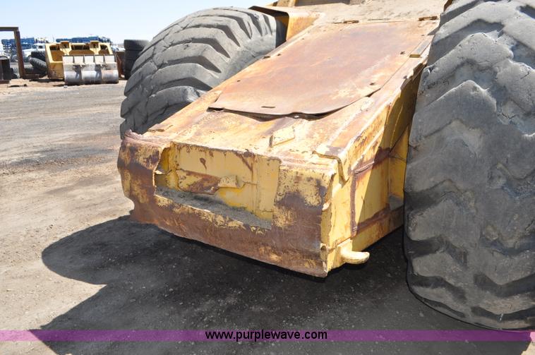 image for item G6010 1971 Caterpillar 633C elevating scraper
