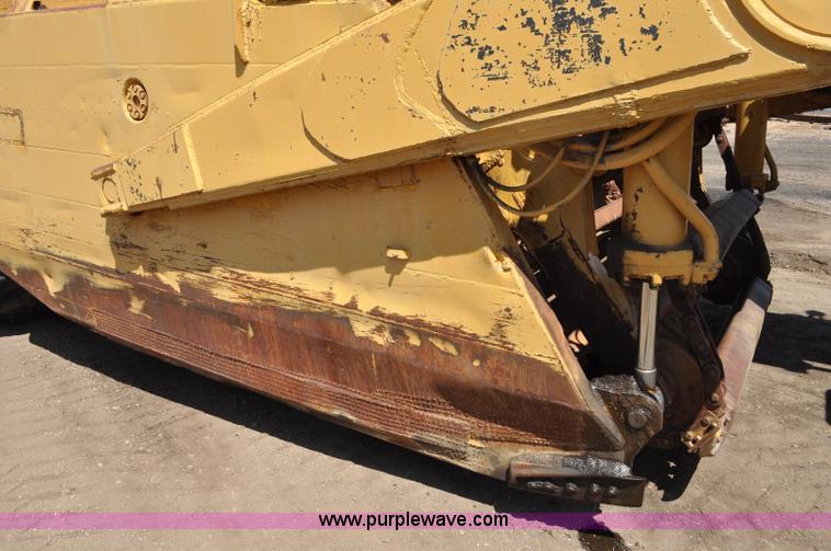 image for item G6010 1971 Caterpillar 633C elevating scraper