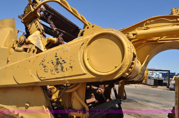 image for item G6010 1971 Caterpillar 633C elevating scraper