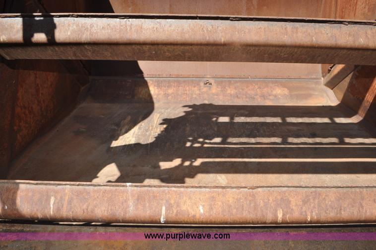 image for item G6010 1971 Caterpillar 633C elevating scraper