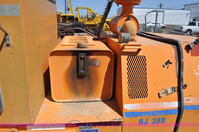 image for item G6012 Broce RJ300 broom