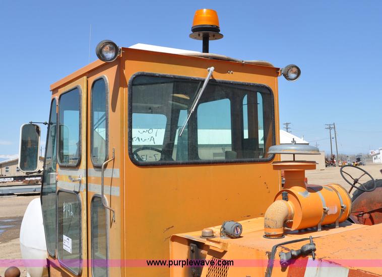 image for item G6012 Broce RJ300 broom