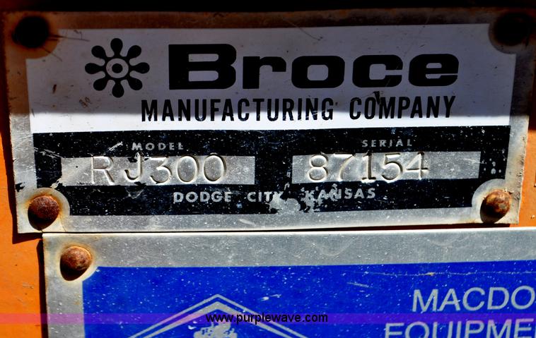 image for item G6012 Broce RJ300 broom