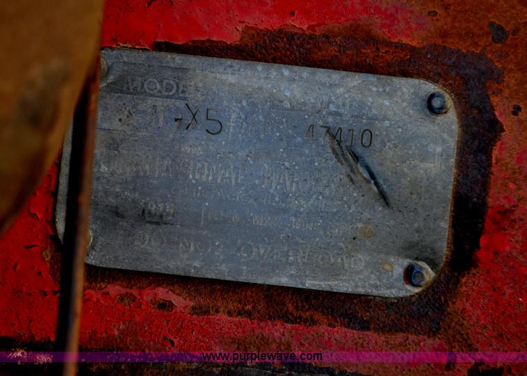 image for item G6014 1940 Farmall H tractor