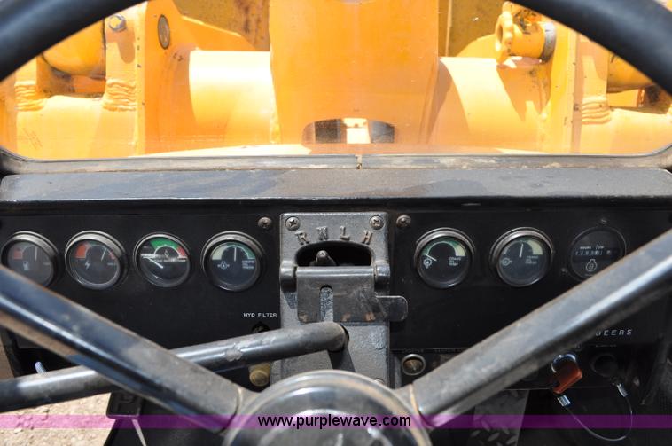 image for item G6015 1985 John Deere 544C wheel loader