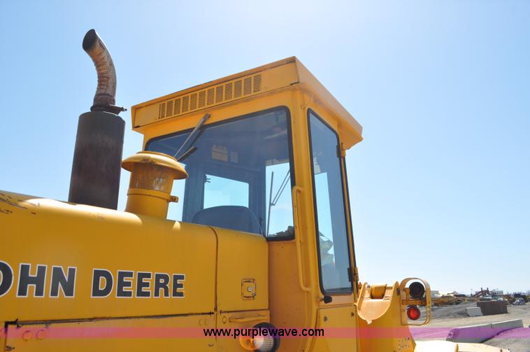 image for item G6015 1985 John Deere 544C wheel loader