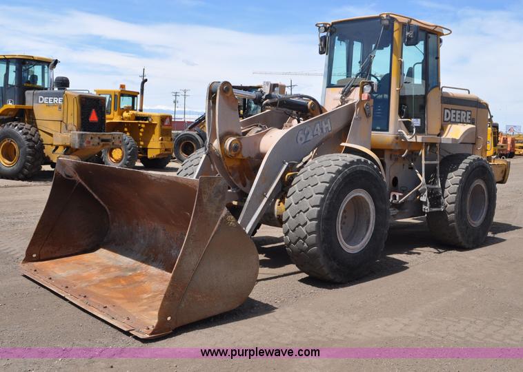 image for item G6019 1999 John Deere 624H wheel loader