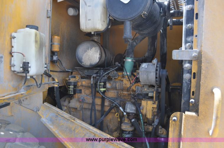 image for item G6019 1999 John Deere 624H wheel loader