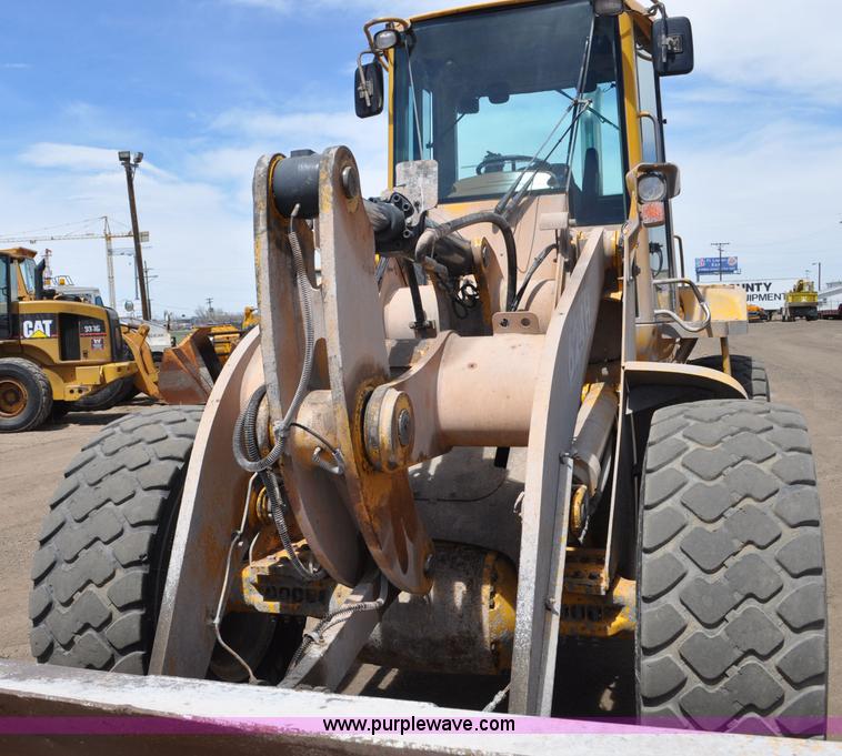 image for item G6019 1999 John Deere 624H wheel loader