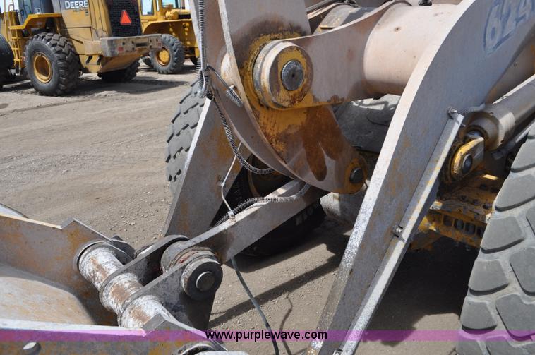 image for item G6019 1999 John Deere 624H wheel loader