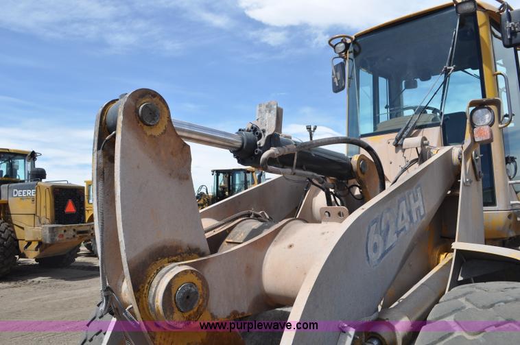 image for item G6019 1999 John Deere 624H wheel loader