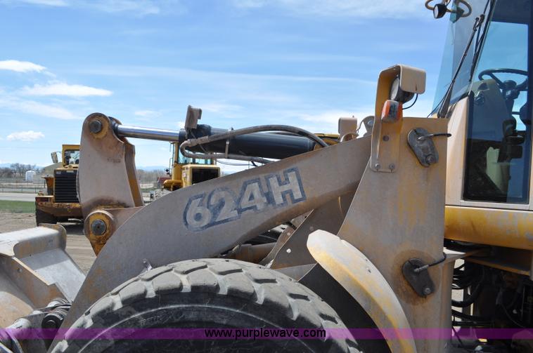 image for item G6019 1999 John Deere 624H wheel loader