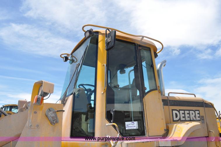 image for item G6019 1999 John Deere 624H wheel loader