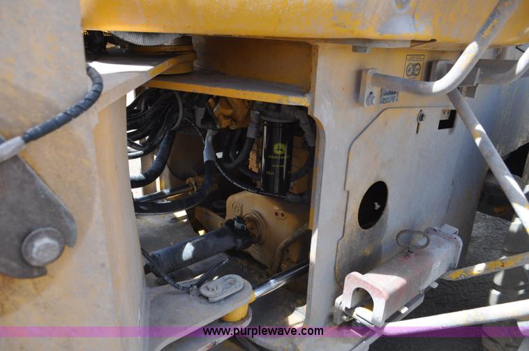 image for item G6019 1999 John Deere 624H wheel loader