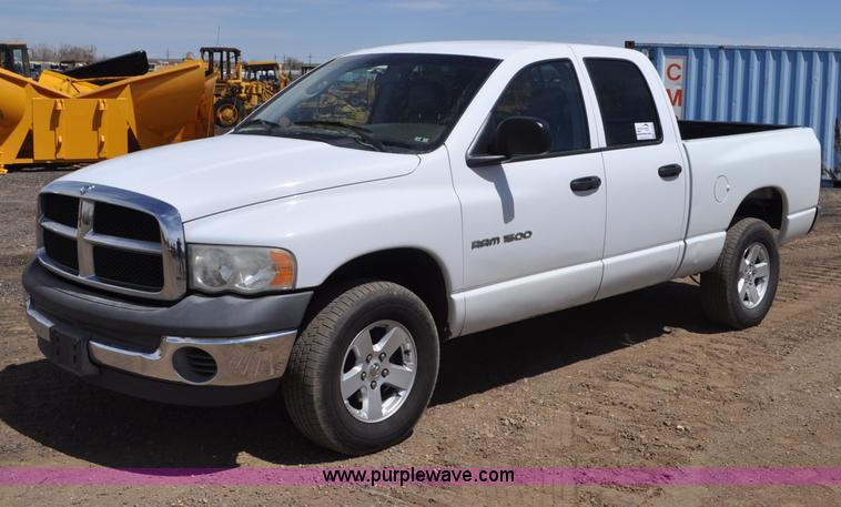 image for item G6020 2002 Dodge Ram 1500 Quad Cab pickup truck