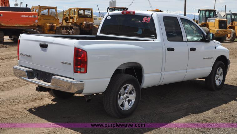 image for item G6020 2002 Dodge Ram 1500 Quad Cab pickup truck