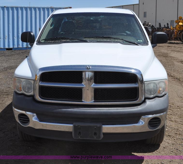 image for item G6020 2002 Dodge Ram 1500 Quad Cab pickup truck