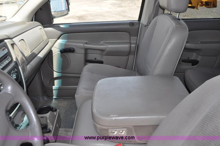 image for item G6020 2002 Dodge Ram 1500 Quad Cab pickup truck