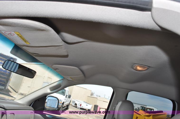 image for item G6020 2002 Dodge Ram 1500 Quad Cab pickup truck