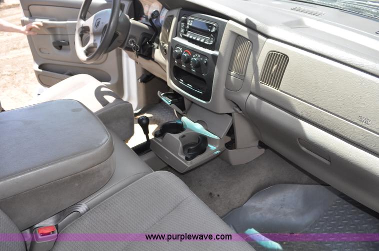 image for item G6020 2002 Dodge Ram 1500 Quad Cab pickup truck