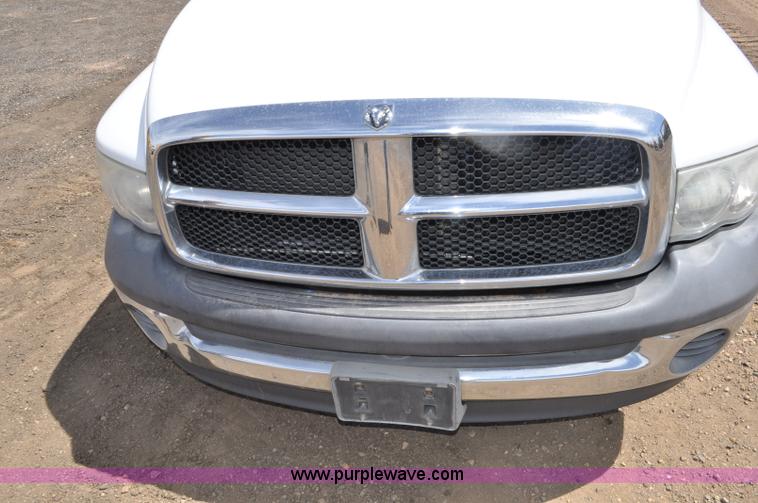 image for item G6020 2002 Dodge Ram 1500 Quad Cab pickup truck